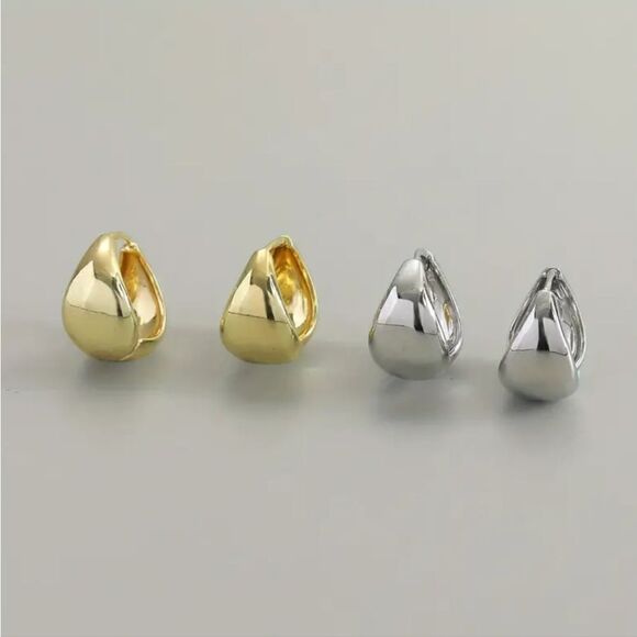 Gold or Silver Plated  Needle Stud Earrings Wide Edge Drop style - Picture 2 of 12